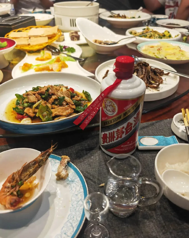 体制内是最纯洁的吗？其实他们跟千千万万普通战士一样，每天都在努力。你们觉得现在体