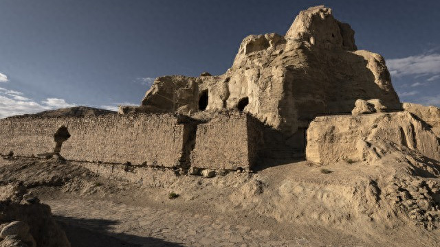 居鲁士圆柱之谜：古代法律的神秘载体，隐藏了哪些未解之谜？