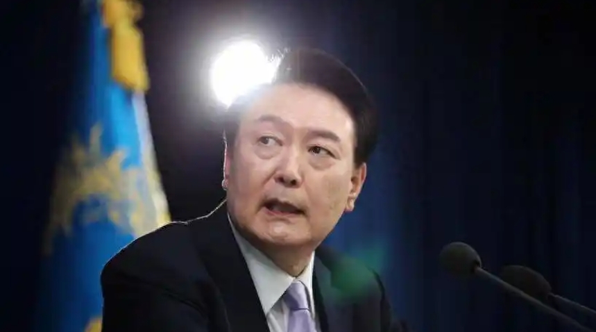 只能说韩国宪法有结构性缺陷，决定了当朝小野大而且差距太大时，朝野对抗无法以合理方
