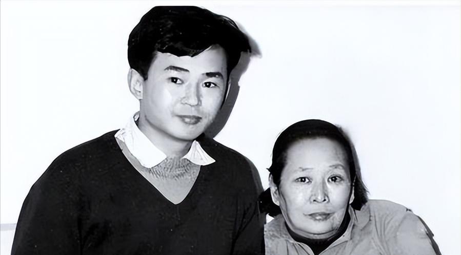叶选宁为母亲求情，毛主席亲自关怀曾宪植