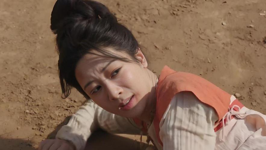 《国色芳华》评分7.8，剧情设计漏洞多，豆瓣评分公正令人怀疑！