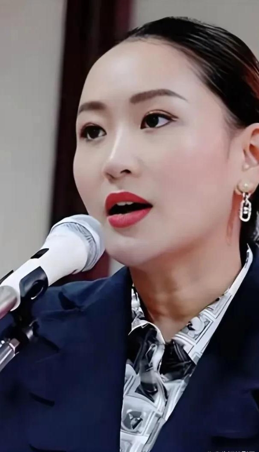 泰国美女总理佩通坦的6点立场