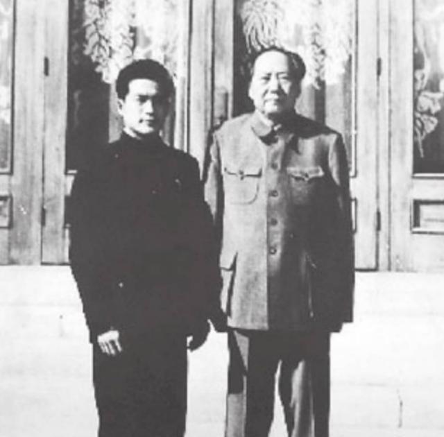 封耀松爱情路，毛泽东暖心助