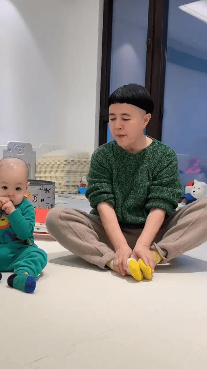 一对一演出，还不伤眼睛，真人现场演的那种[大笑]