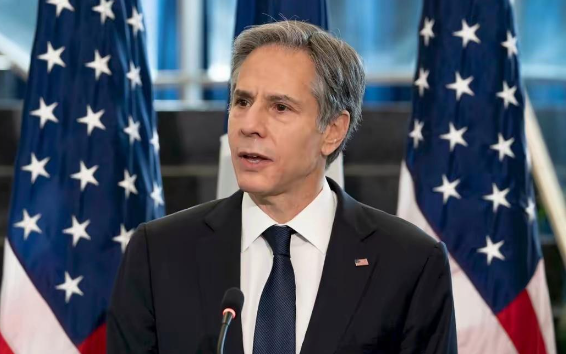 美国国务卿布林肯风向突变，疑似转投特朗普阵营！他在国际关系委员会上发表讲话，明确