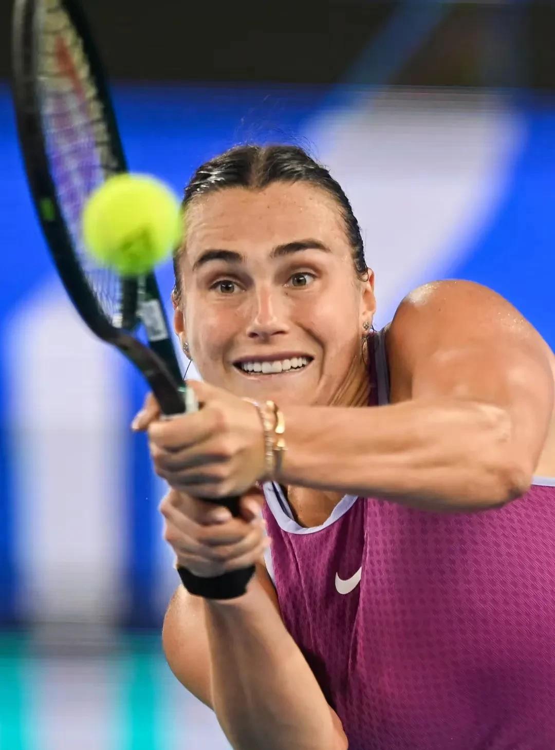 WTA 年终总决赛首轮战罢，5位金花有话要说：
①、斯瓦泰克：我世界排名第二，