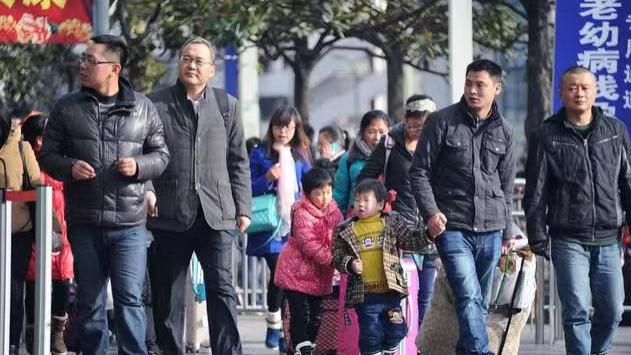 终于懂了！春运回家是一场盛大的奔赴！