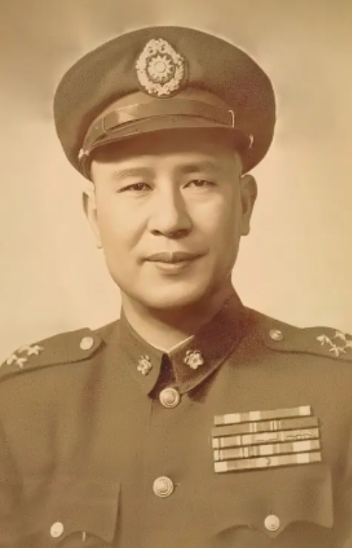 白崇禧死后，蒋介石去吊唁时，在灵堂上问白家人有何困难，白崇禧的小儿子白先敬说：“