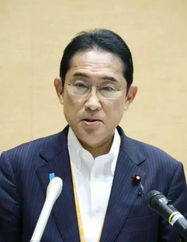 突发身亡！
日本刚刚传来噩耗！
太突然了，没想到就在今天日本冲绳一市长突然在东京