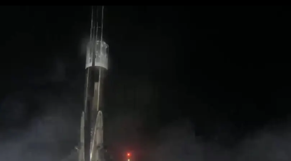 2月15日，Spacex公司成功执行Starlink Group 12-8任务，