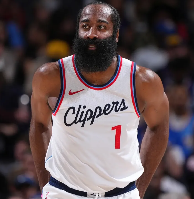 彻底坐不住了，快船131:134惜败雷霆，4名球员的表现天差地别

1，快船大当