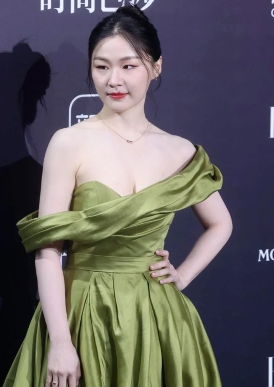 金靖怀孕，娱乐圈洋溢喜悦氛围