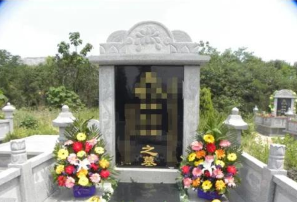 “可怜的孩子，去世了都不得安宁！”上海一独生子因病离世后，离异父母将其骨灰一分为