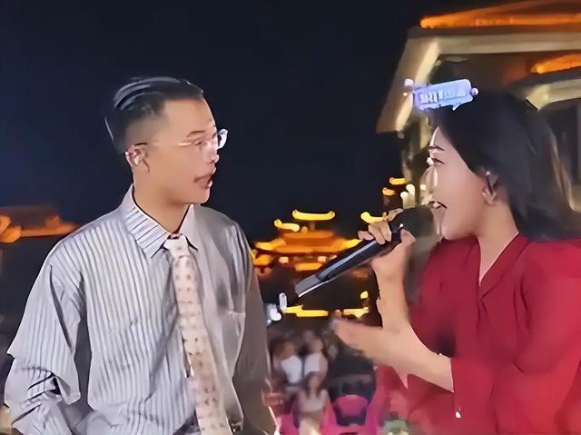 网红郭有才,泡沫散了,更加啥都不是!自己就是“假大空”的小丑-第5张图片-九妖电影 网红郭有才,泡沫散了,更加啥都不是!自己就是“假大空”的小丑-第5张图片-九妖电影