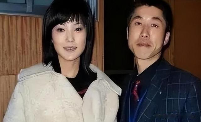 她18岁为人母，25岁四登春晚，跟逃犯睡了4年却不知对方身份？（她18岁他28岁她叫他哥哥）-第12张图片-九妖电影