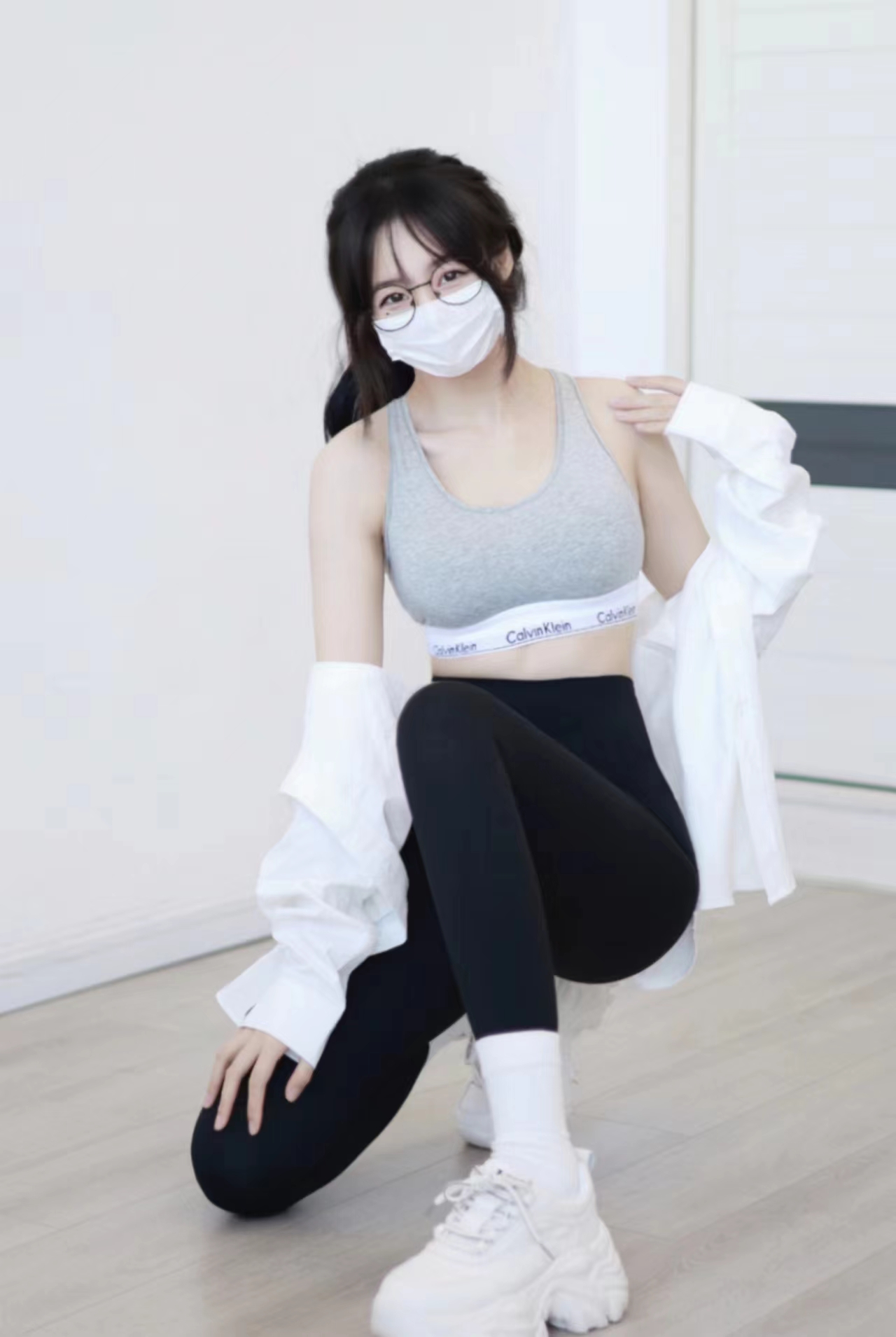 还得是黑白配