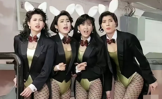 这些以前的女明星，她们没有千篇一律的整容脸，没有过度修图的修饰，每一个人都美得独