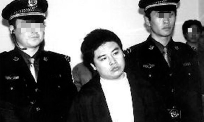 从孝顺司机到狂魔：华瑞茁狂杀14名女子的黑暗蜕变