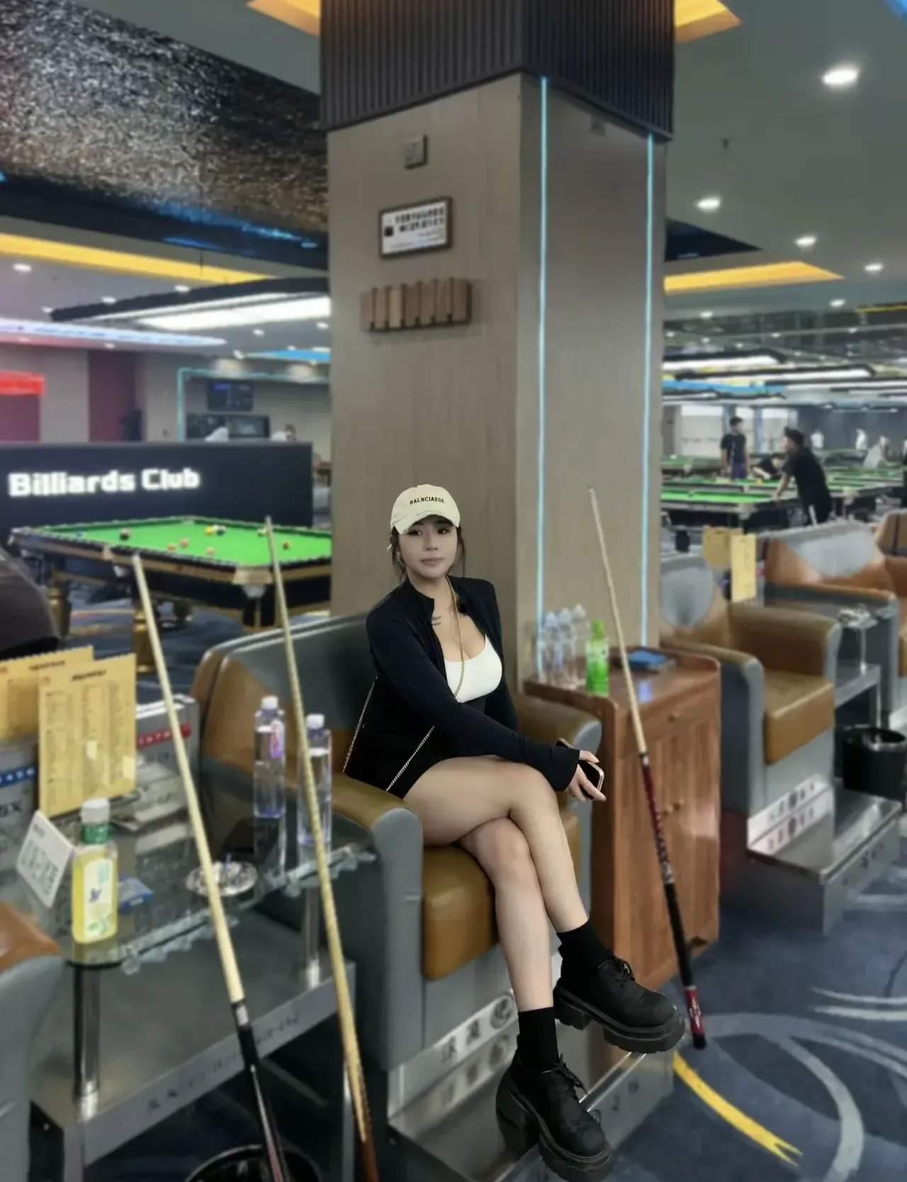 为什么一些台球室“美女助教”几乎成了标配