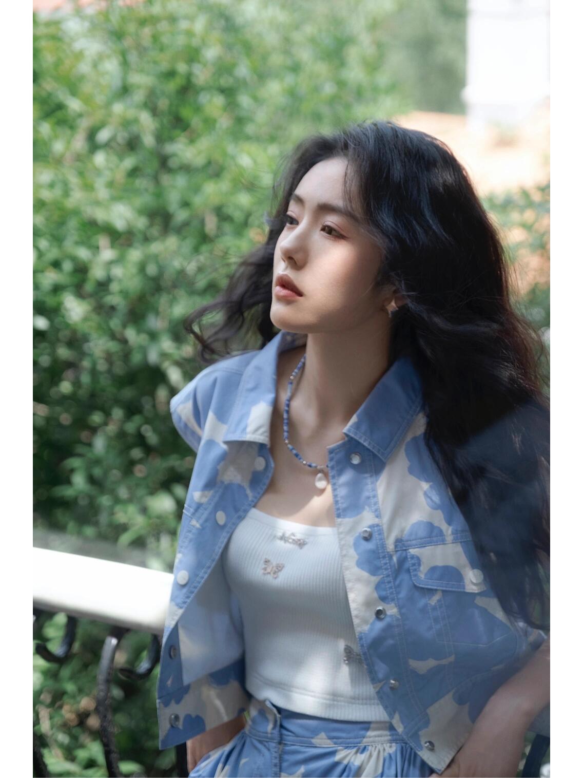 实力女星，蔡文静绽放光彩