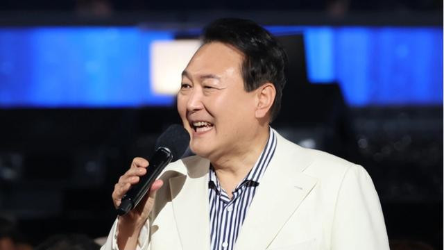 布林肯离开后，韩代总统默许逮捕令，不到24小时，尹锡悦疑似出逃