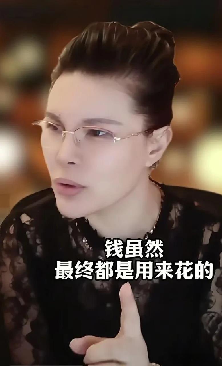 有位叫赵然的博主说，穷人要放弃短线思维，要存钱，因为穷人没有为自己兜底的能力。
