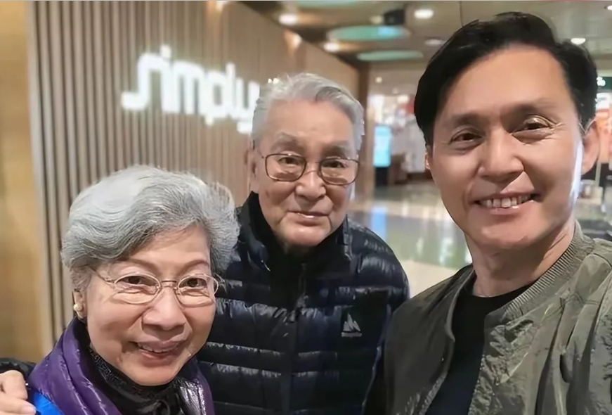 周聪：曾演最慈祥“张三丰”