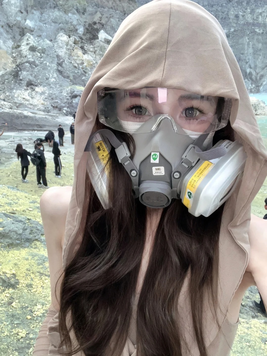 ijen火山
去看世界唯二的蓝火
酸性最强的硫酸湖 ijen