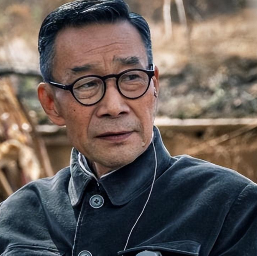 演员，李雪健说，当年拍摄水浒传，我演宋江，播出之后，不敢回家，有人就打电话说，你