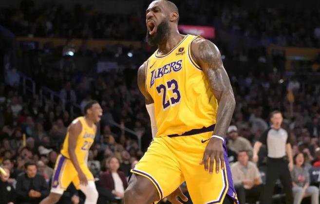 今天上午十点，湖人将在客场挑战实力强大的太阳，然而让人感到失望的是，面对强敌，湖