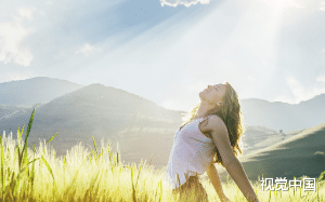 替姐姐嫁人后，老公宠我上天，姐姐却后悔了……