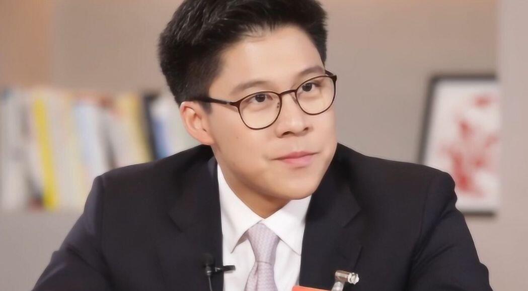 霍启刚郭晶晶：跨越差异的传奇爱恋