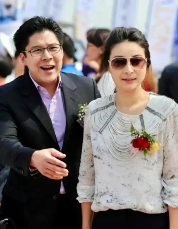 郭晶晶：霍启刚嫁给我是他的福气