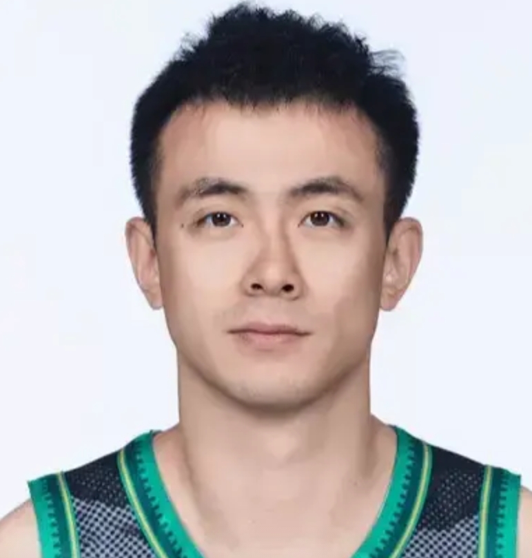 虚惊一场，我一直以为赵继伟这几场休息是因为腿伤没好利索，今天赛后的新闻发布会，杨