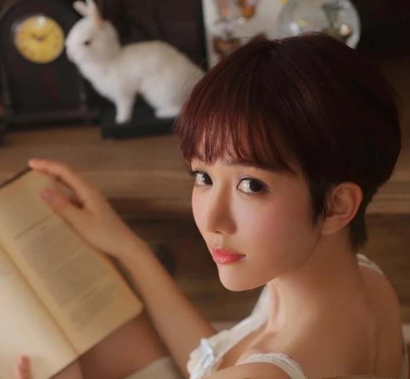 姜妍：白玉兰奖最佳女配角奖背后的坚持