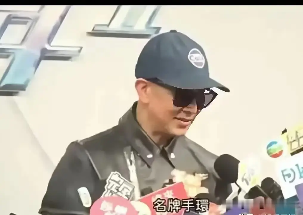 俱俊晔说大S的生日，他们是在一起庆祝的，还在一起吃了饭，还一起吃了生日蛋糕，我有