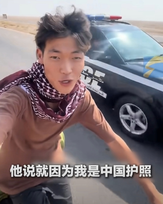 中国小伙伊拉克亮护照被护送300公里
真正的护照含金量指标：
1.即便在动荡地区