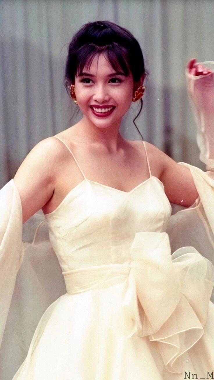 水晶女神邱淑贞