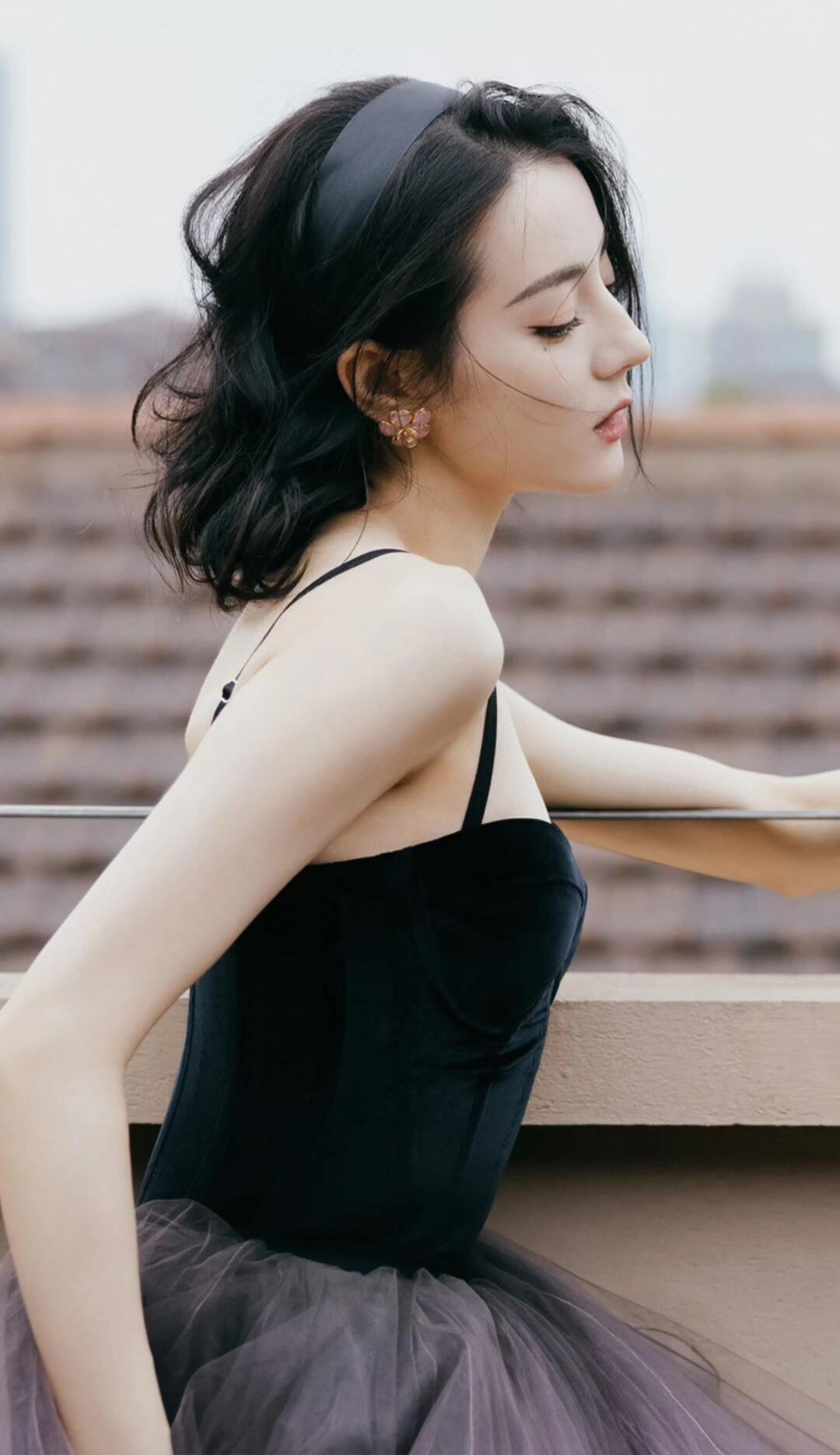 迪丽热巴——神秘感满满
