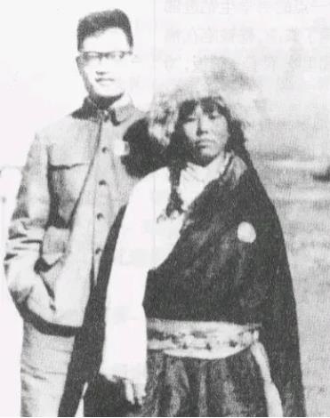 1969年，24岁的上海第一医学院（今复旦大学上海医学院）毕业生王万青，被分配到