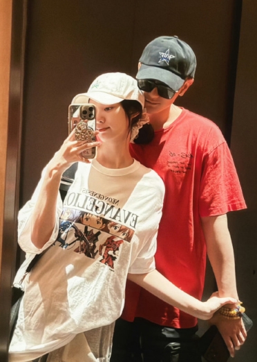 黄子韬徐艺洋衣服互穿