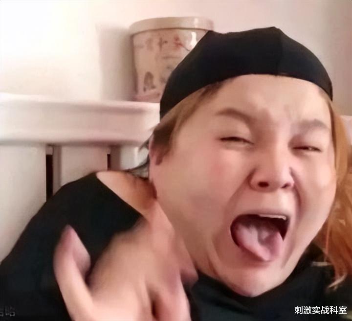 目不识丁、一肚子草包，是什么人捧红了这些跳梁小丑-（目不识丁的人是）-第15张图片-九妖电影