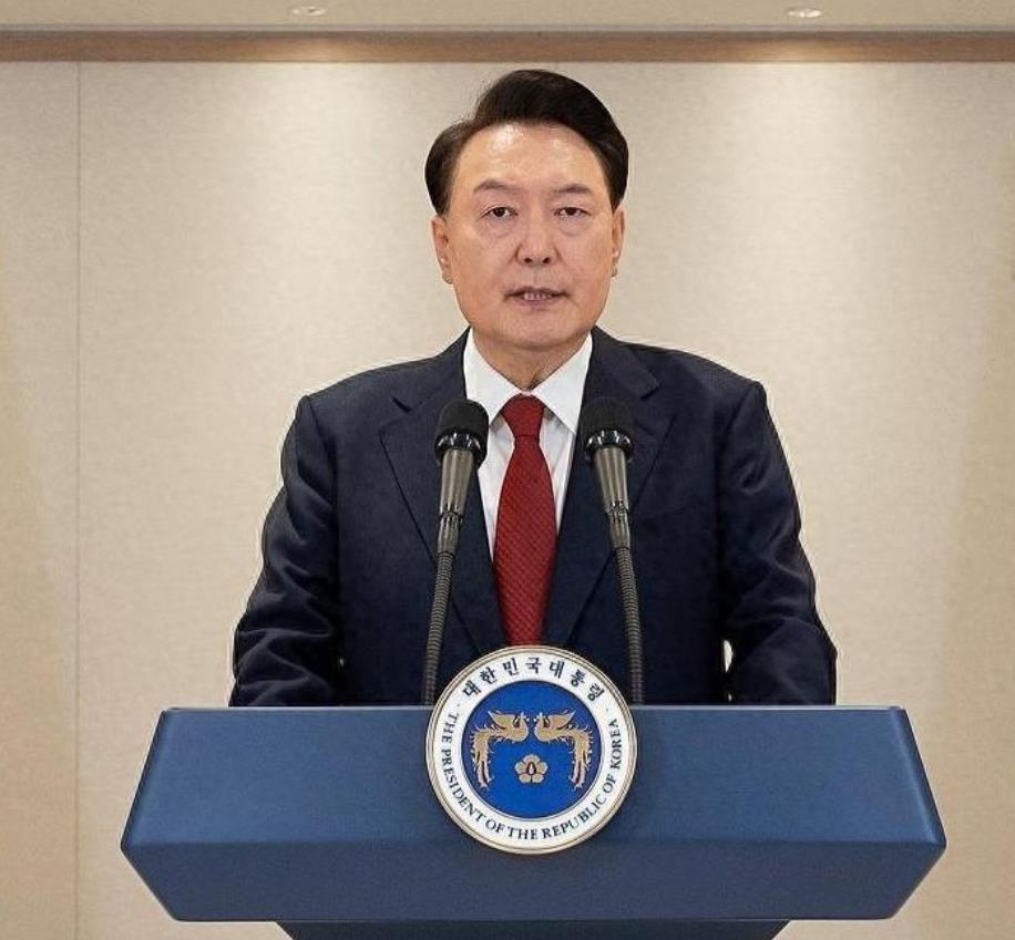 走投无路的尹锡悦，妄图借祸水引向中国解困，中方回应很有水平