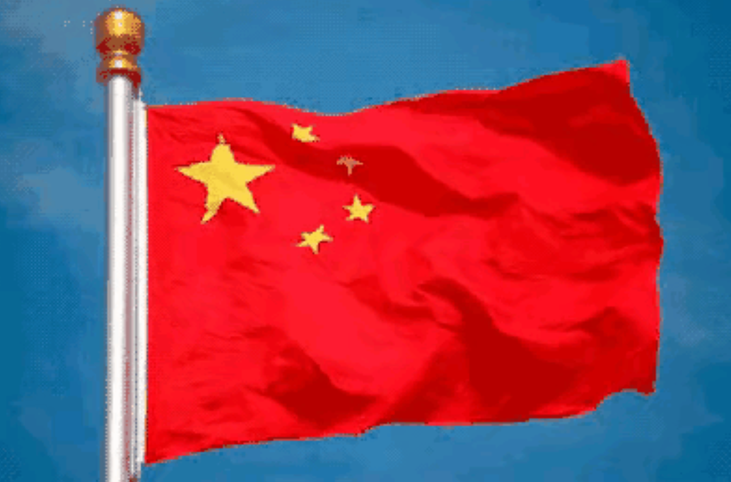 有人抱怨体制内退休金每月8000元，农民却仅百元，这是不公平？其实，公平就在缴费