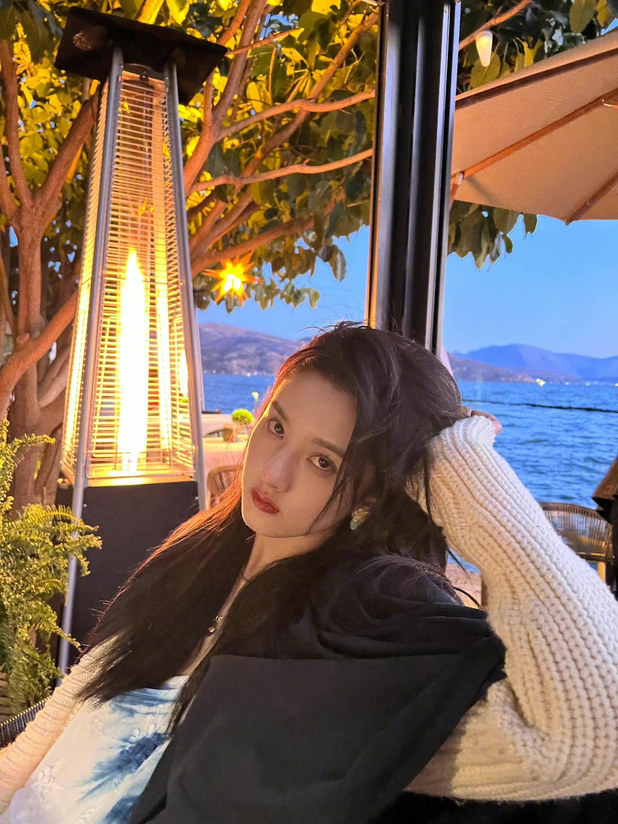 长相精致的女孩