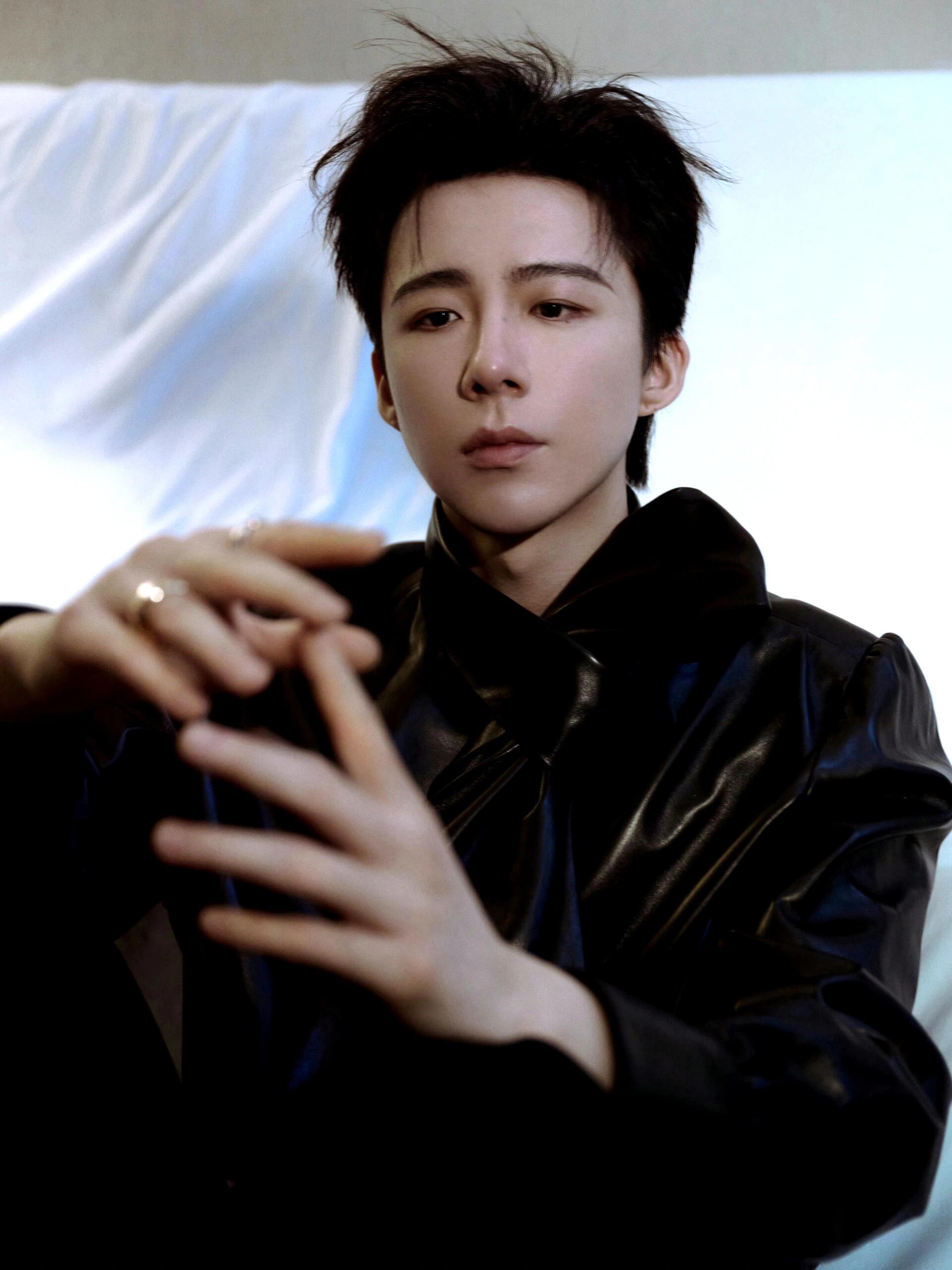 刘宇宁小皮袄辣么黑