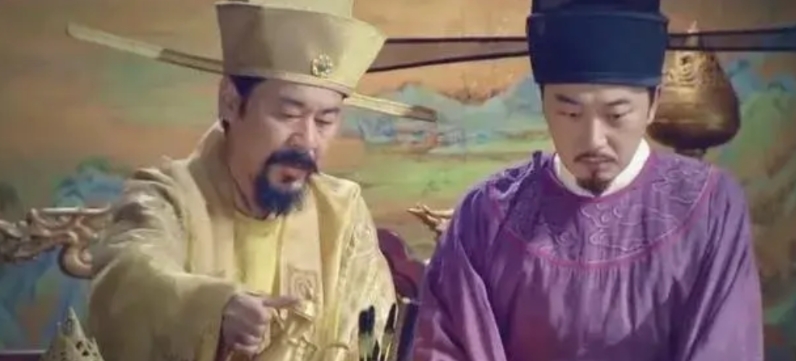 金匮之盟是个很有意思的东西，作为开国皇帝，竟然能被其母亲左右立储，这是很不可思议