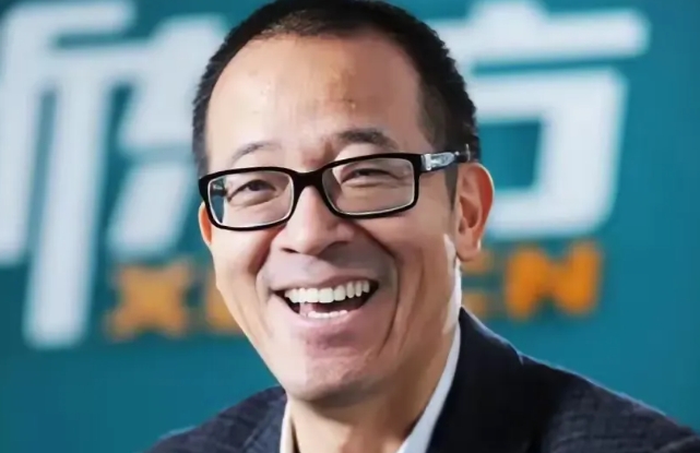 看到俞敏洪老师这个照片不禁让人想到周处除三害里的大师，喜欢被人崇拜敬仰，喜欢把自