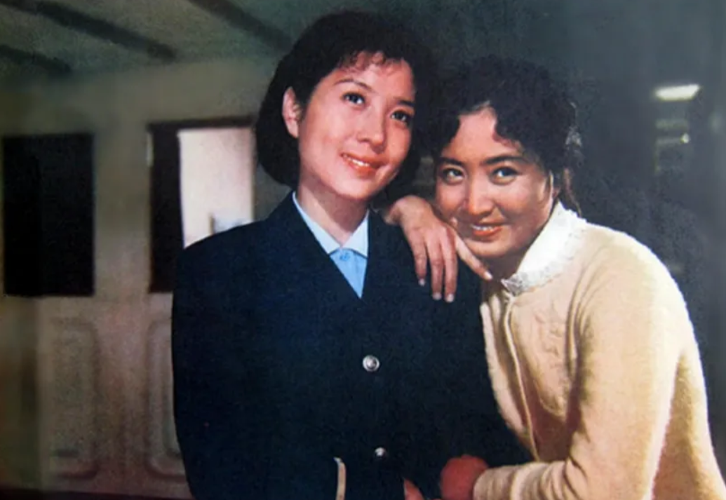 吴海燕、高英两位女神只合作过一部影片。这是一部以三峡风光为背景的爱情片，里面的演