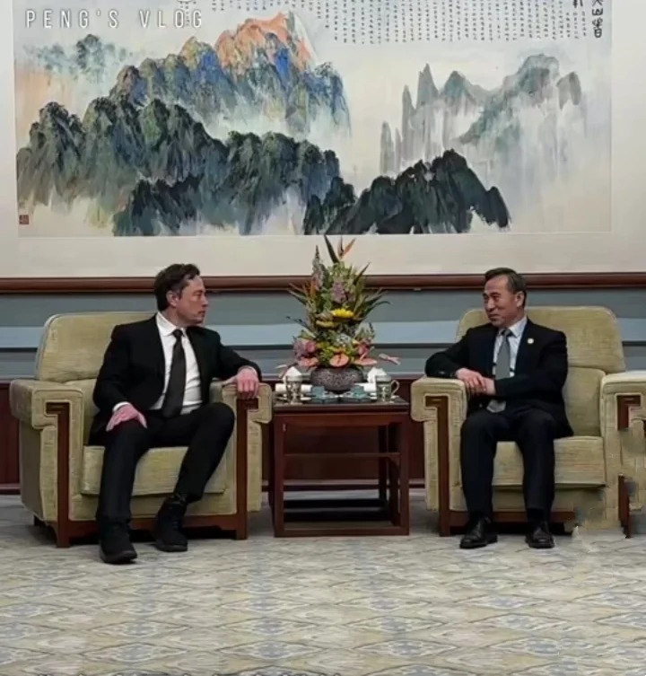 马斯克这次肯定给了中国想要的
马斯克到访6小时，我们即打破之前有关“规定”，这效